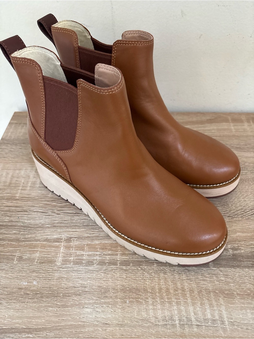 NWOT Zero Grand Cole Haan Chelsea Wedge Booties size 8.5 - Picture 3 of 7